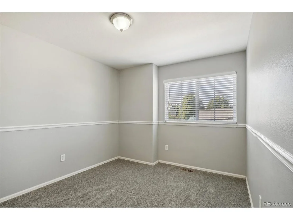 Photo of 9806 Roadrunner Ave