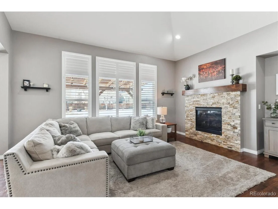 Photo of 8939 Devinney Ct
