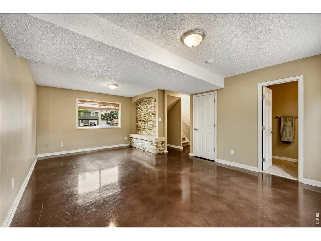 Photo of 30 Tulip Ct