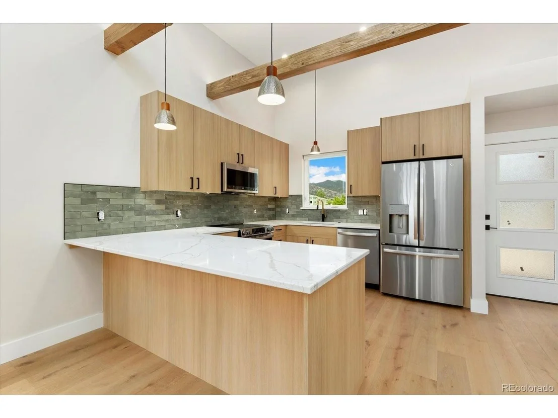 Photo of 140 Mesa View Ln