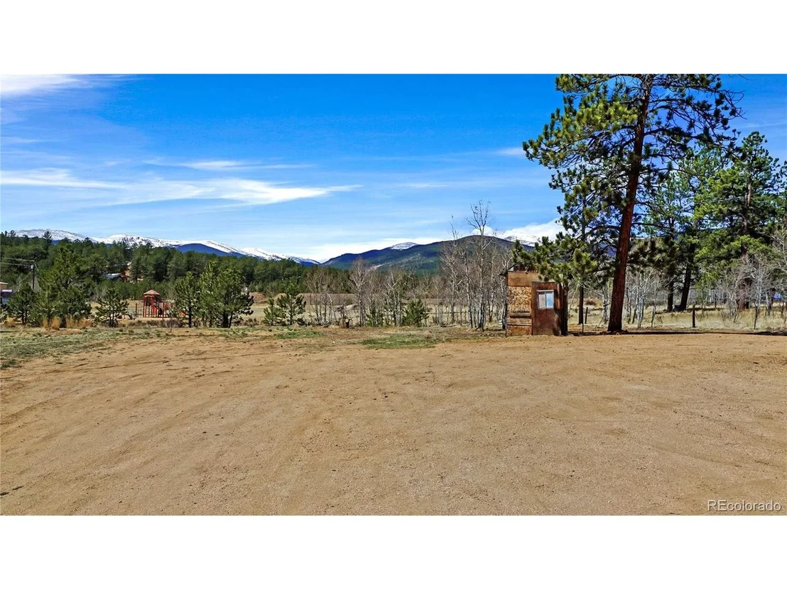 Photo of 2275 Shelton Dr