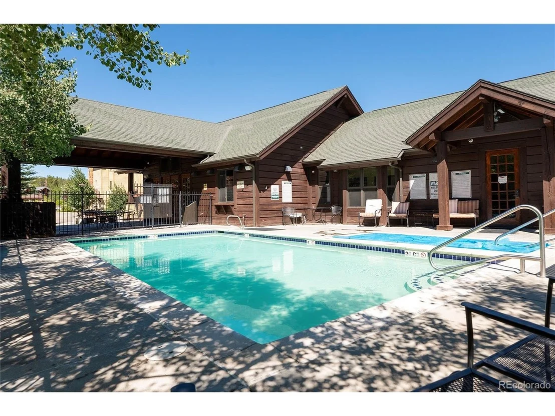 Photo of Unit 721 at 701 Trailhead Cir