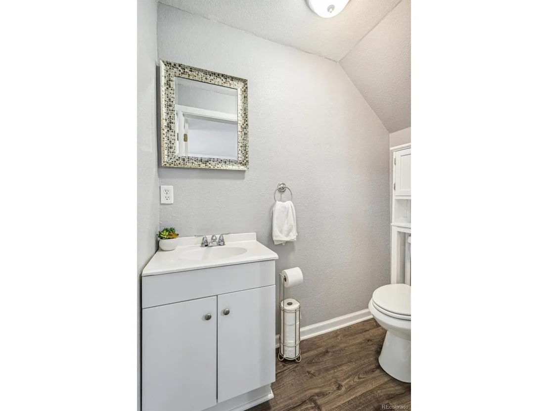Photo of 1455 Hummingbird Cir