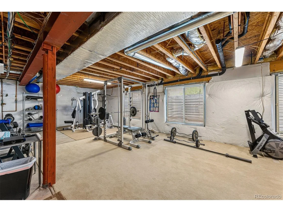 Photo of 9721 Sunset Hill Pl