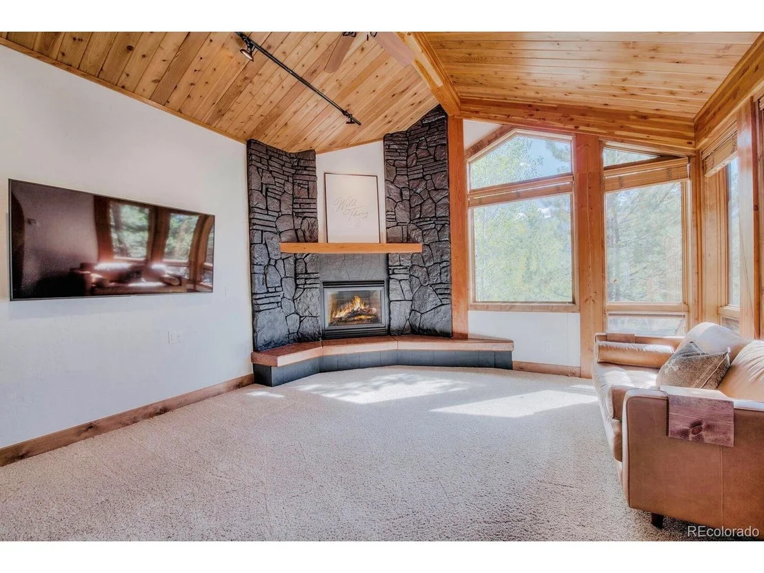 Photo of 1745 Red Hawk Rd