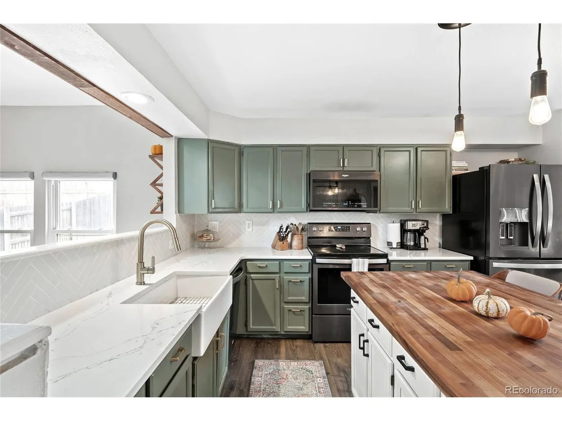 Photo of 13432 W 65th Pl