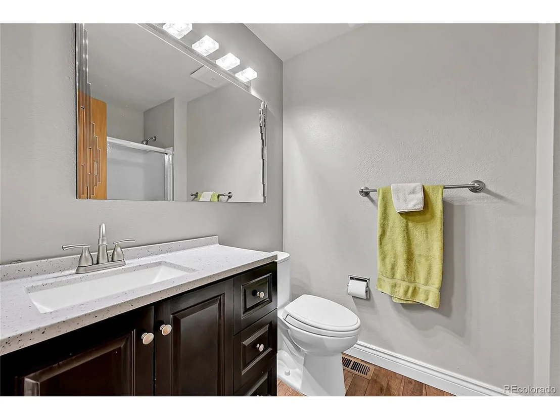 Photo of 6541 Devinney Ct