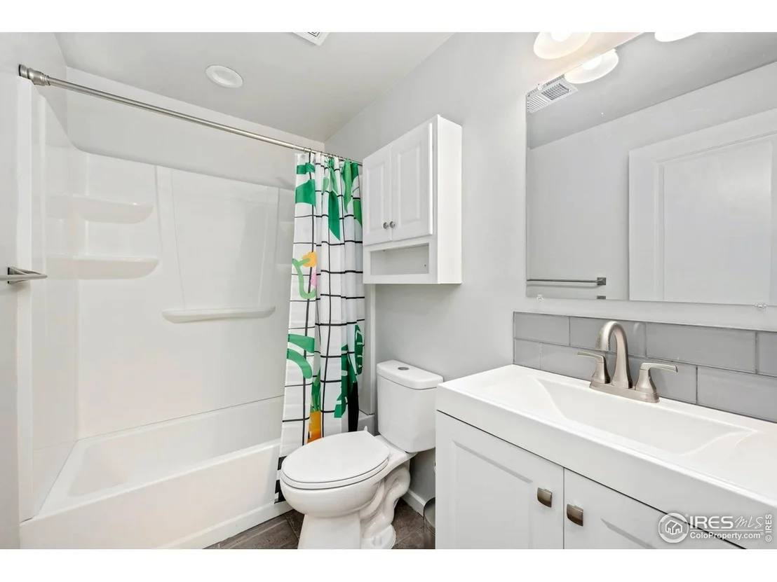 Photo of 8255 Eagle Dr