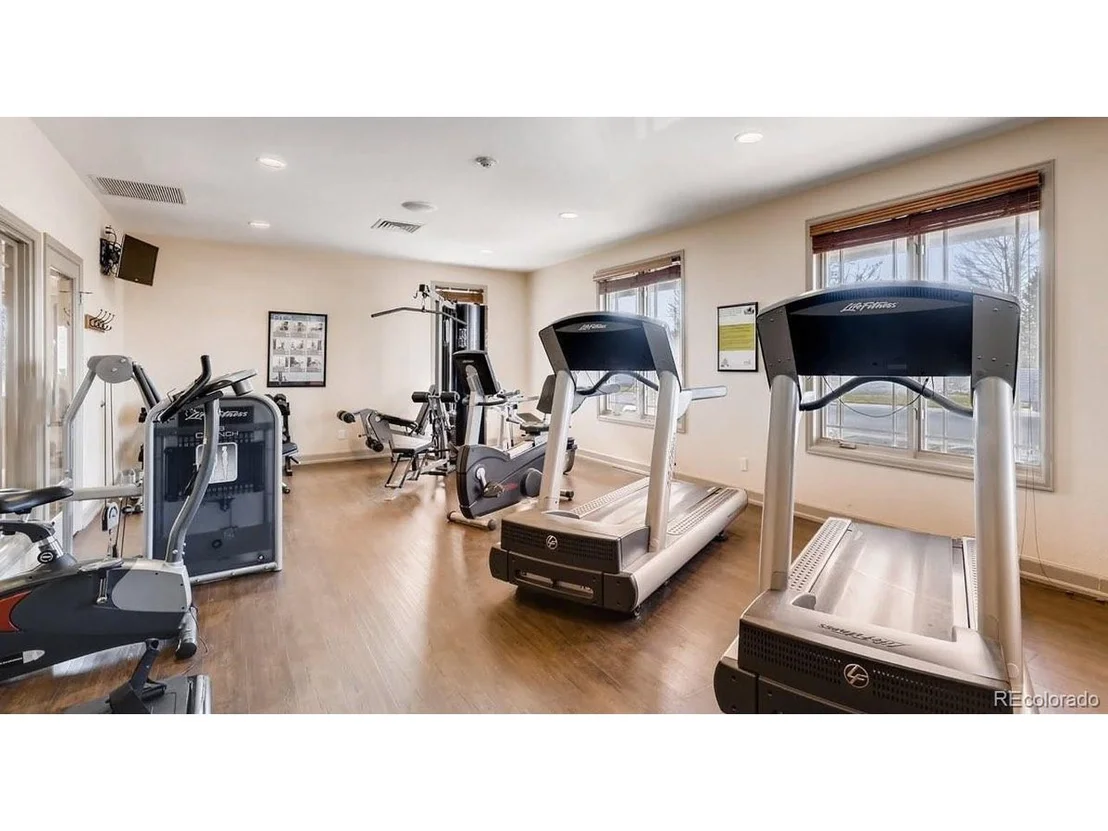 Photo of 7930 Larkspur Cir