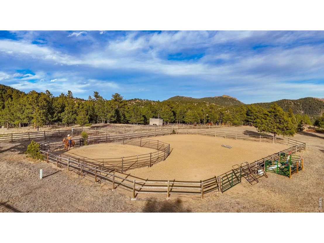 Photo of 7321 Flagstaff Rd