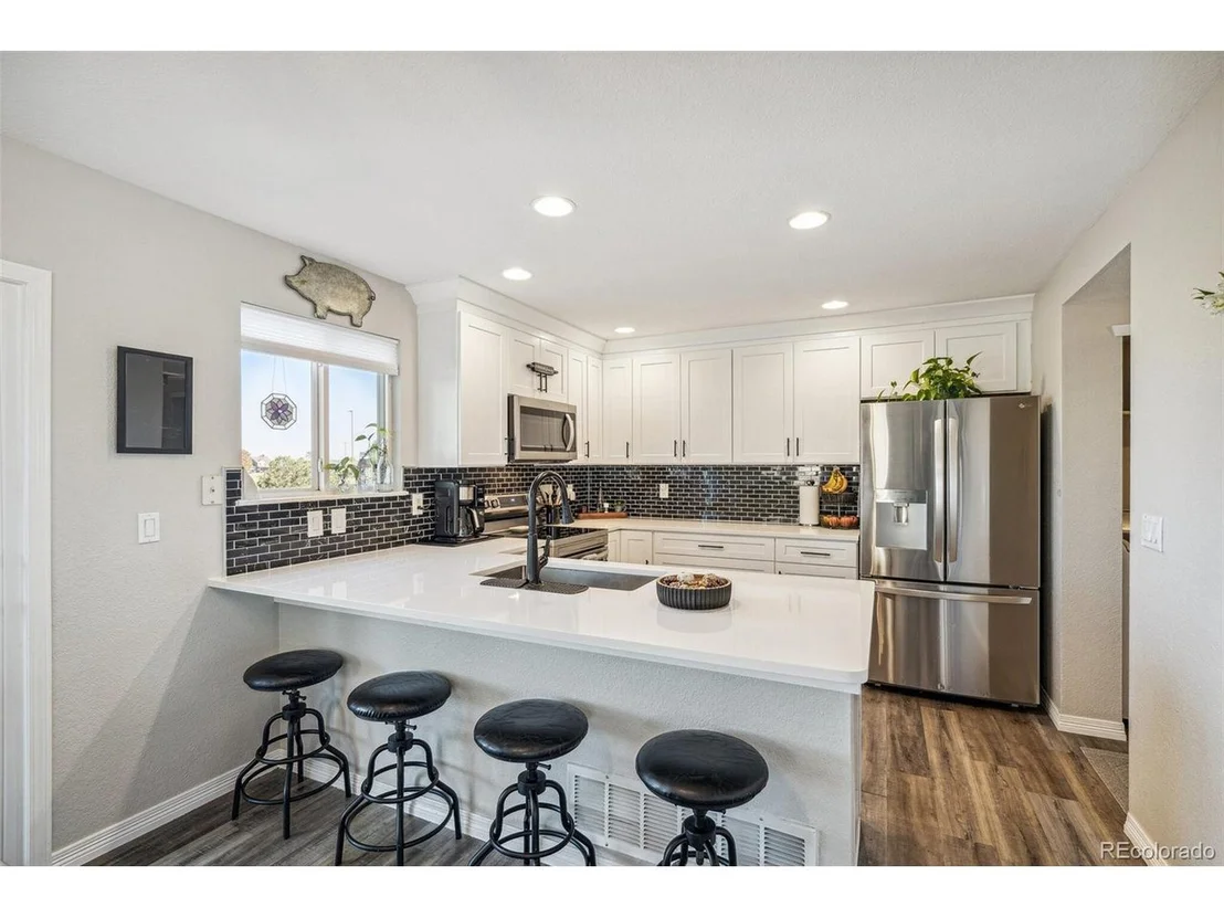 Photo of 10533 Taylor Ave