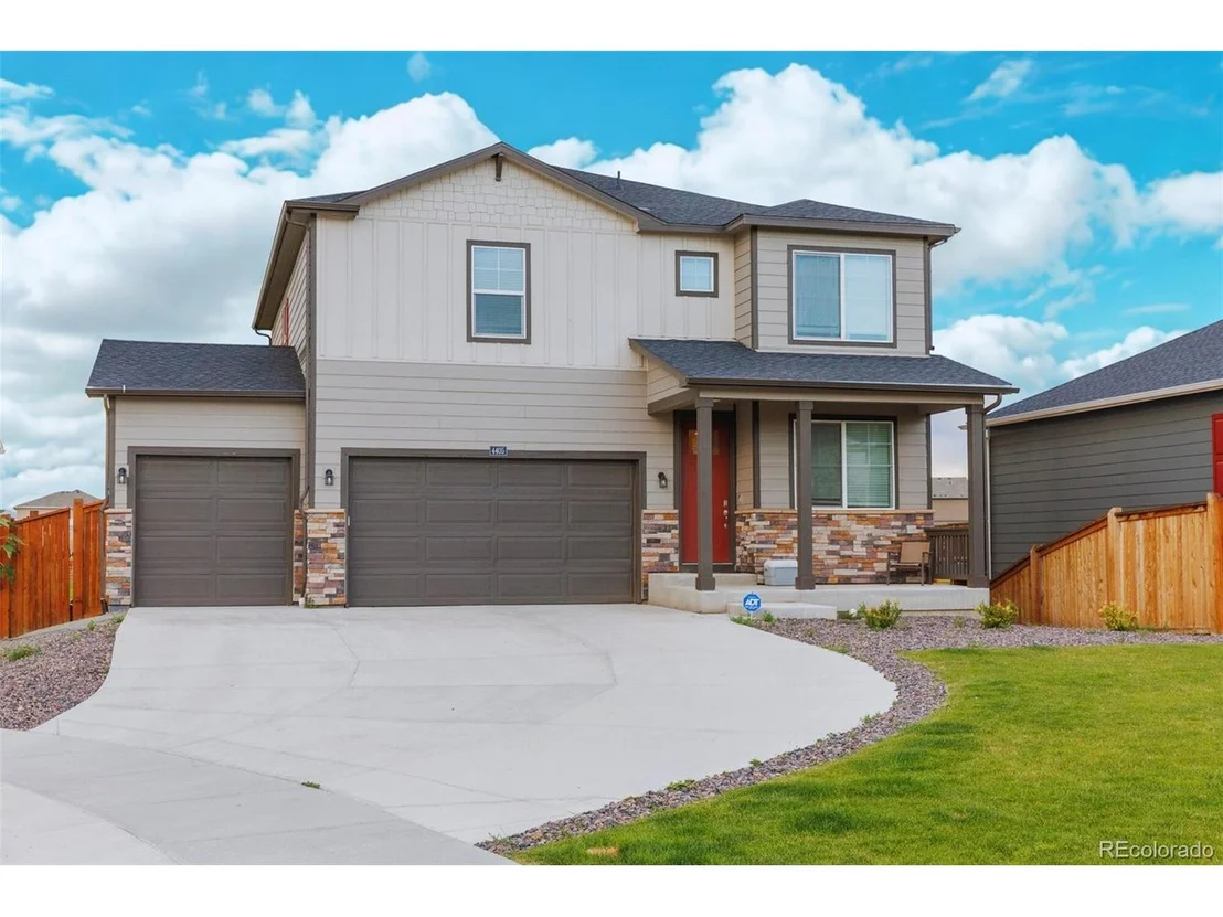 Photo of 4405 Garnet Way