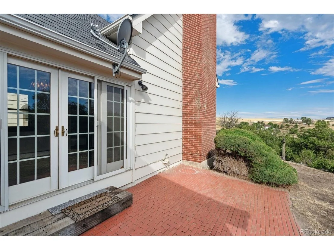 Photo of 7439 Cheyenne Dr