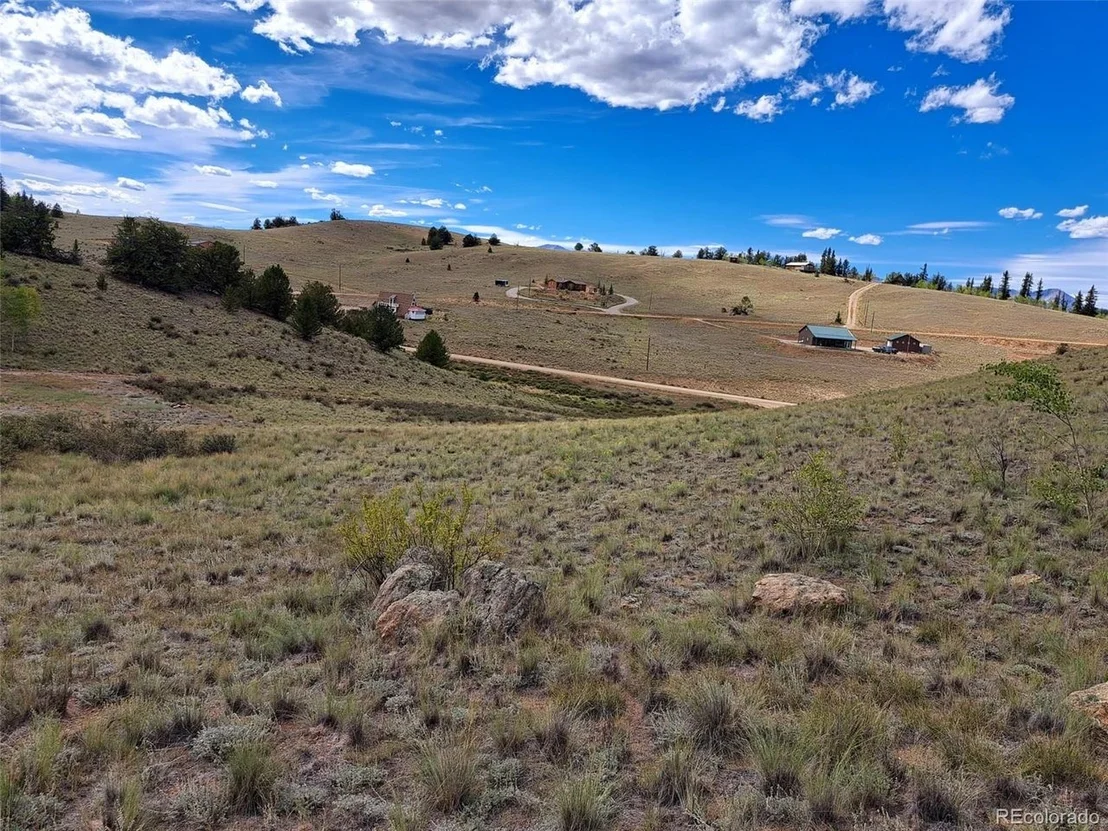 Photo of 736 Stagestop Rd