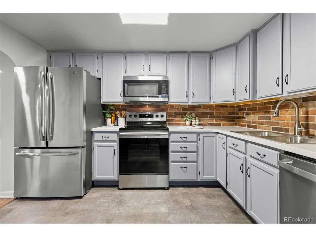 Photo of 3603 Golden St