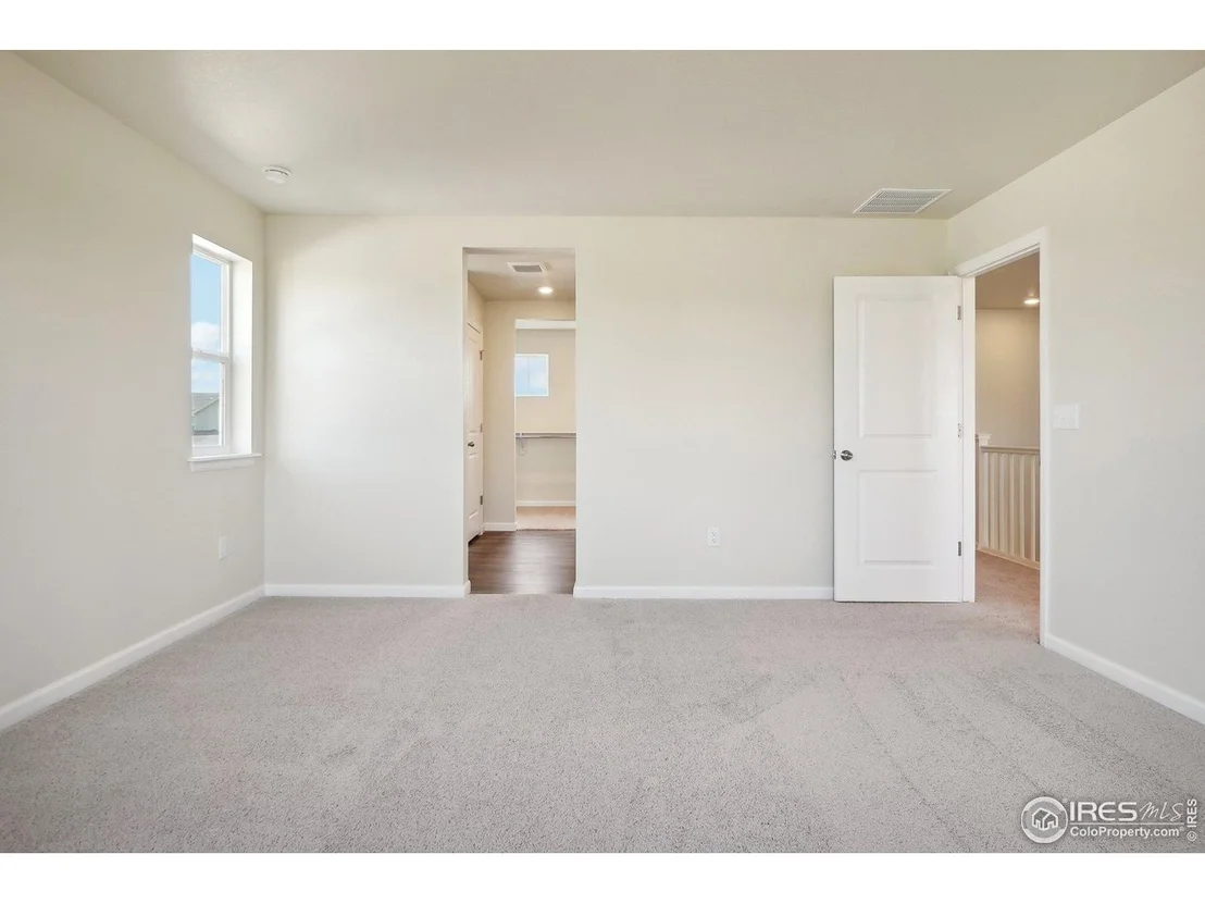 Photo of 824 Hummocky Way