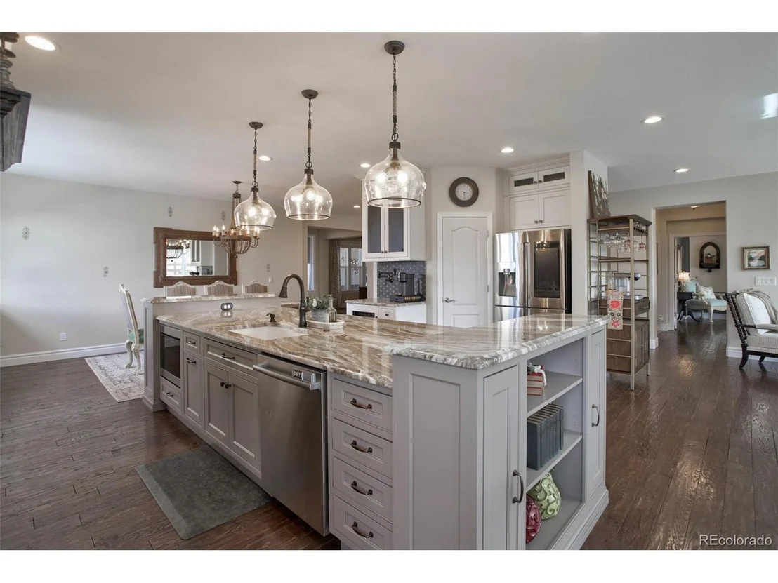 Photo of 3717 Fairbrook Pt