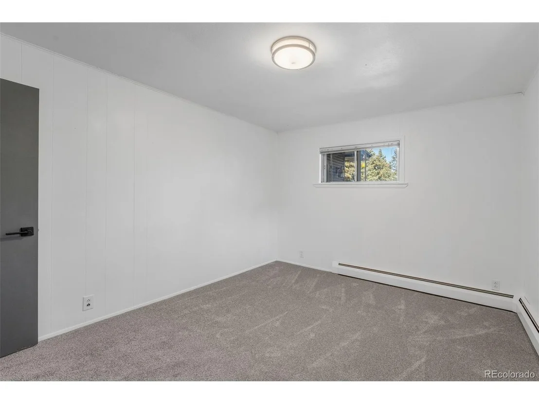 Photo of 5886 High Dr