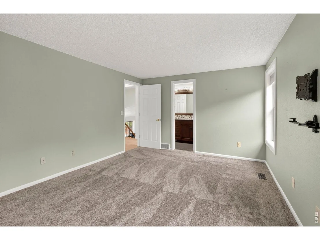 Photo of 2830 Bluegrass Dr