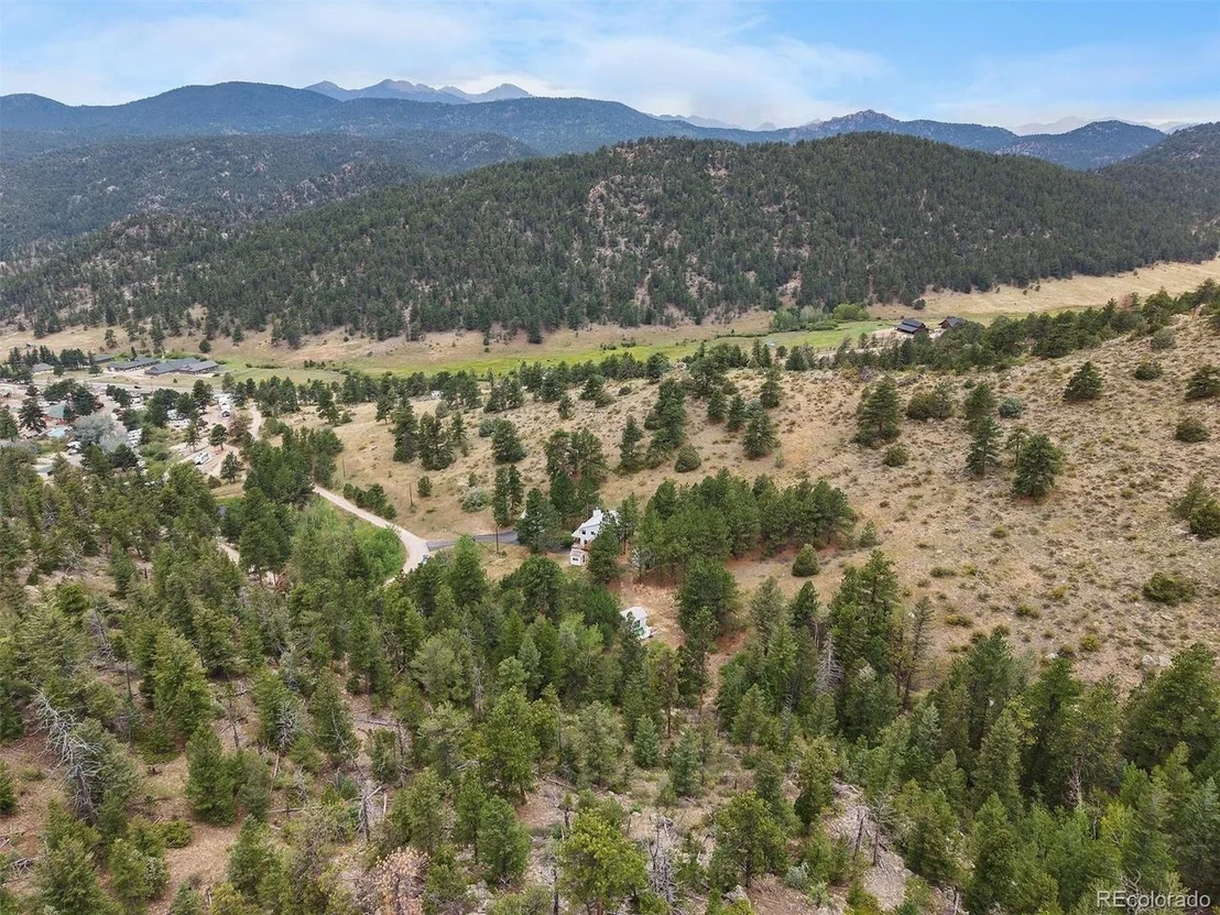 Photo of 225 Hell Canyon Rd