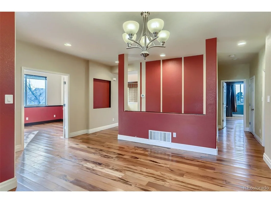 Photo of 6739 Thistle Ridge Ave
