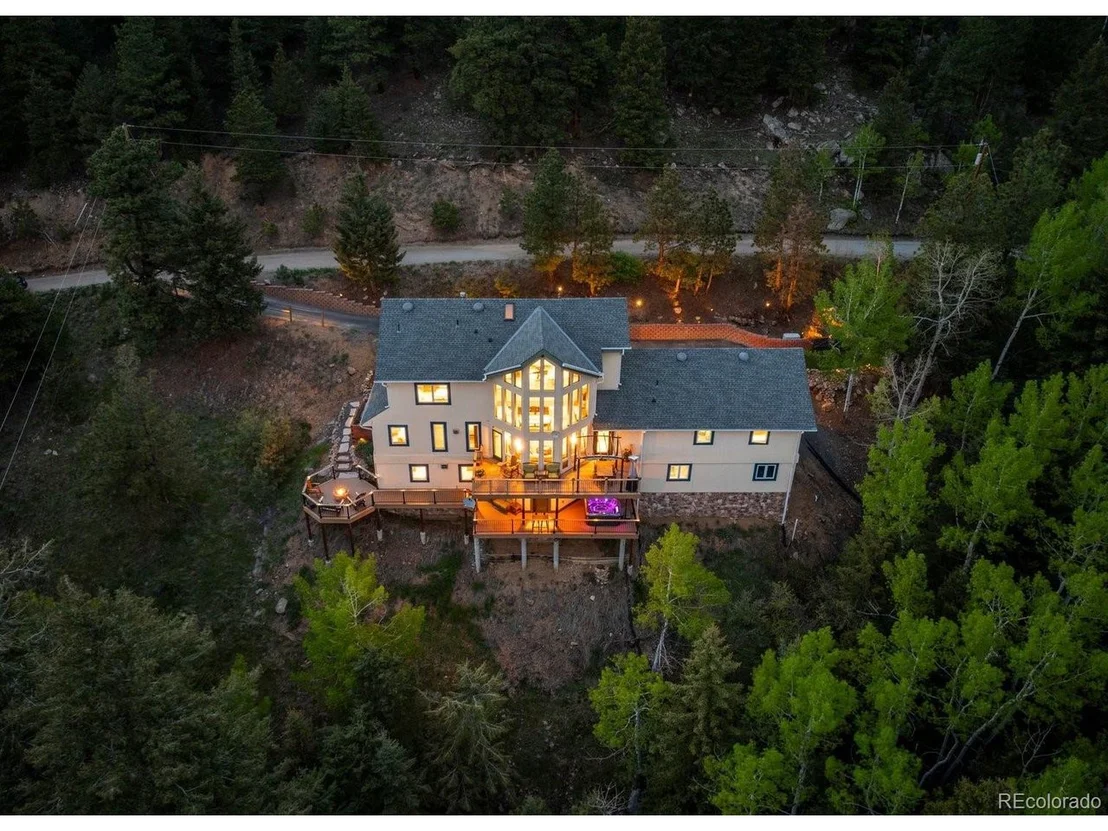 Photo of 1194 Snyder Mountain Rd