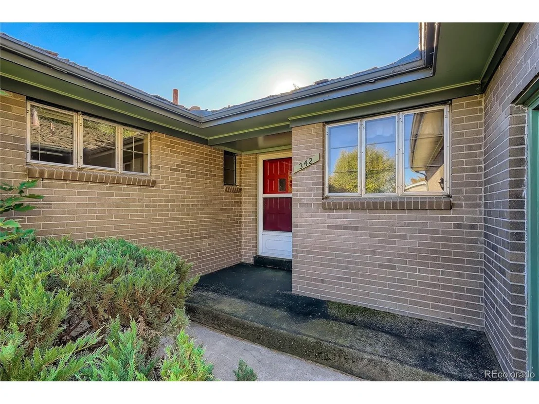 Photo of 342 Brigitte Dr