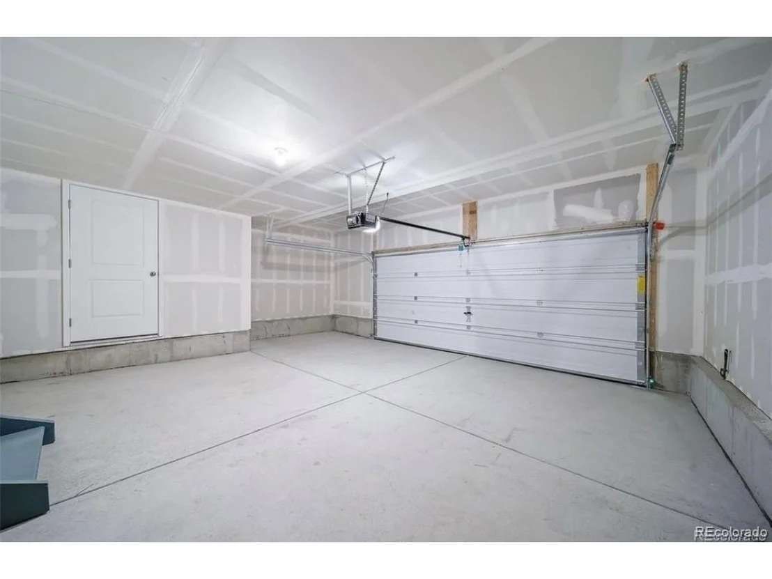 Photo of 46542 Avery Ln