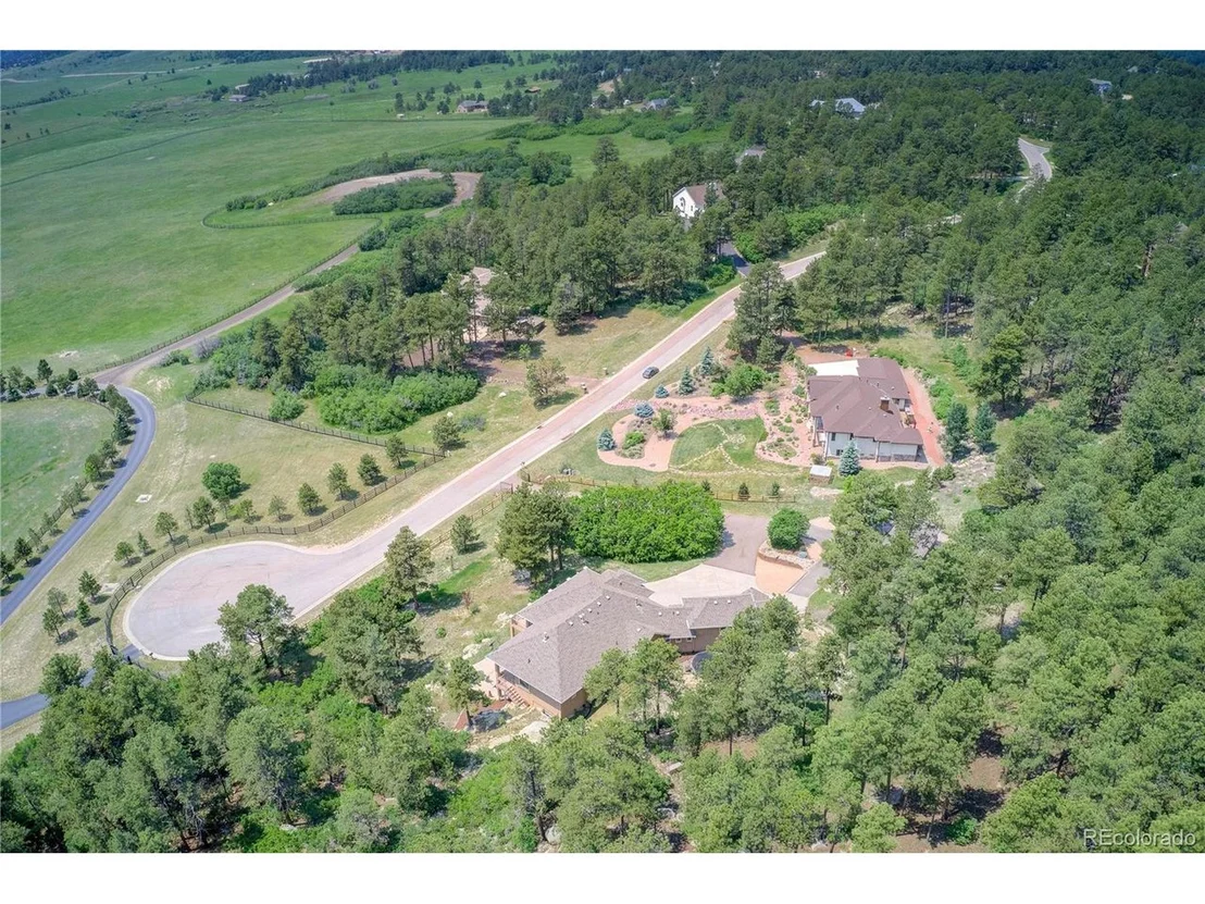 Photo of 745 Spruce Rd