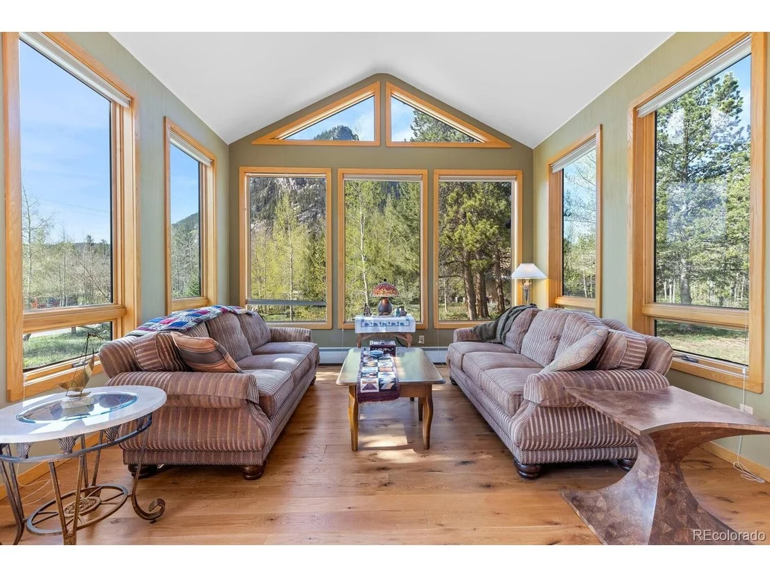Photo of 154 Alpine Dr