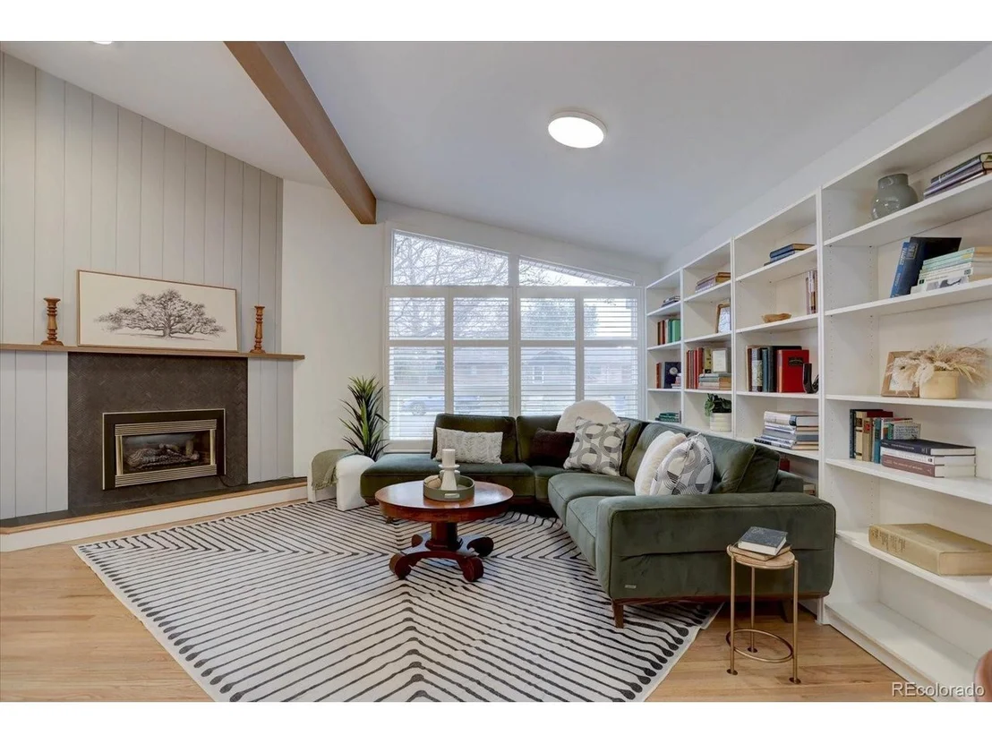 Photo of 7881 S Kit Carson Dr