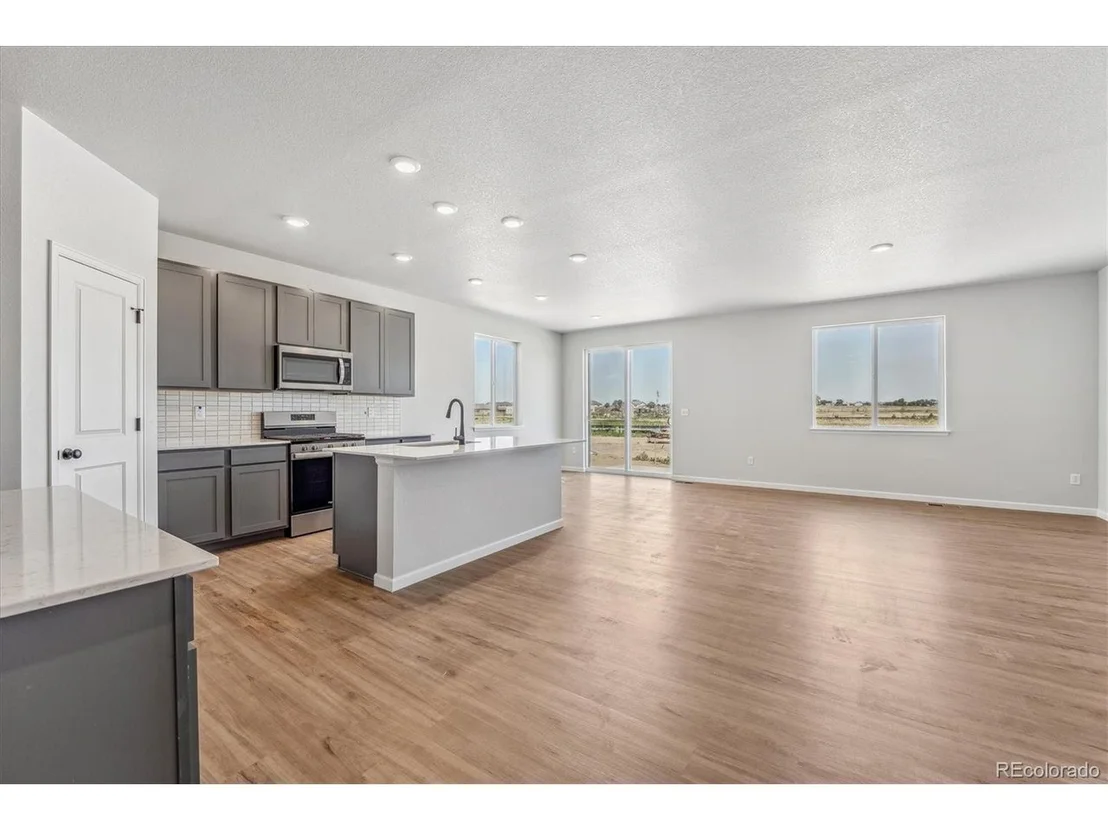 Photo of 2119 Summit Pl