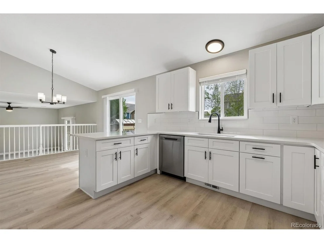 Photo of 422 Boulder Ln