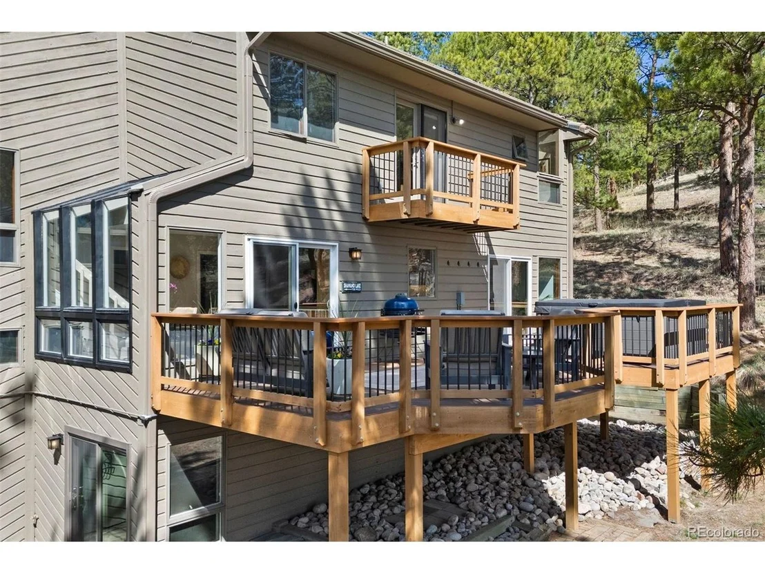 Photo of 2386 Daisy Ln