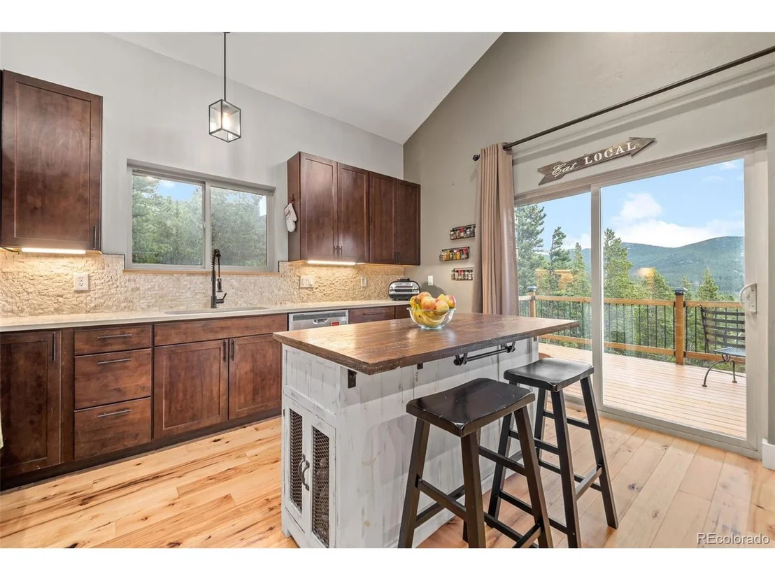 Photo of 258 Upper Forest Rd