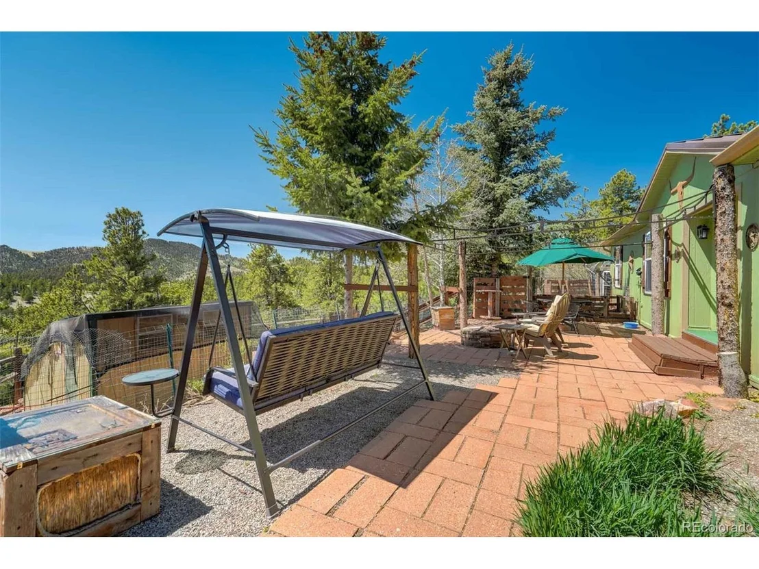 Photo of 100 Hawk Ln