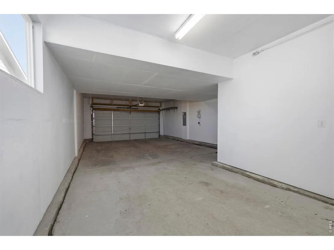 Photo of 268 Pinebrook Ct