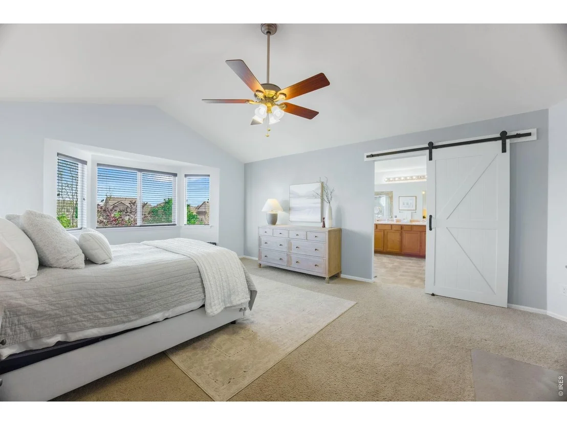 Photo of 6386 Mayfair Ave