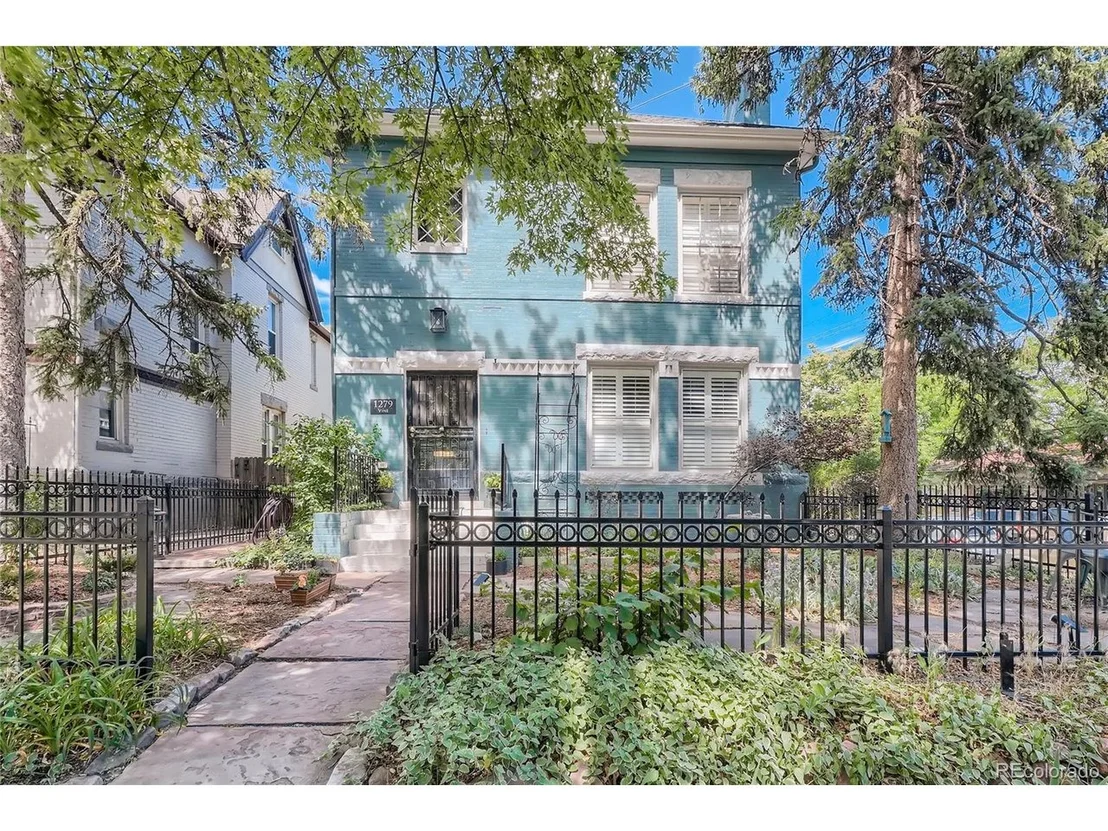 Photo of 1279 Vine St