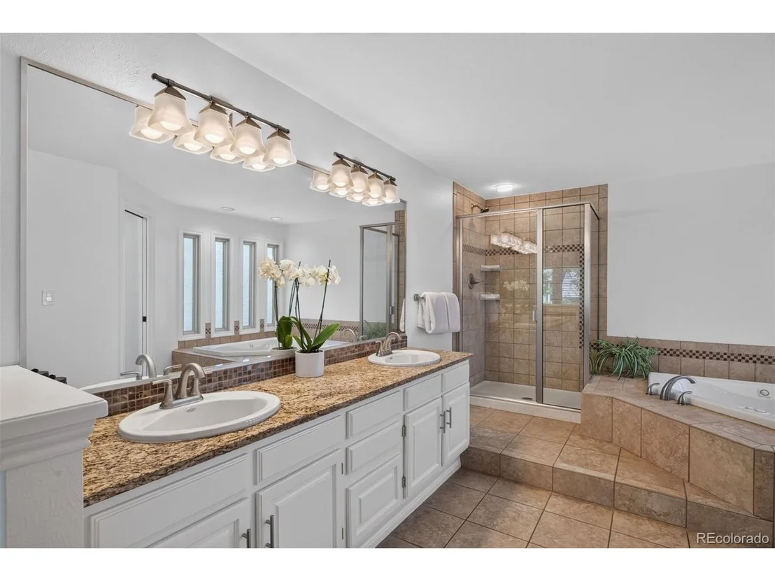 Photo of 5373 E Links Cir