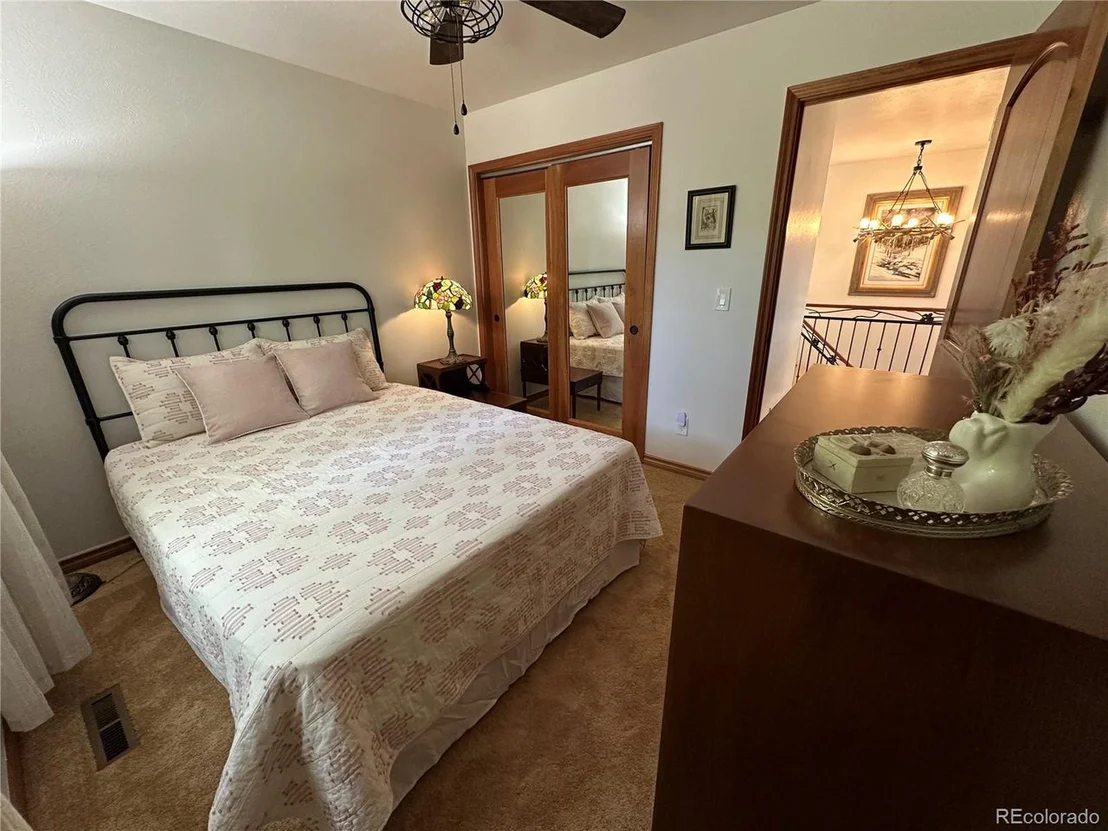 Photo of 7454 Queen Cir