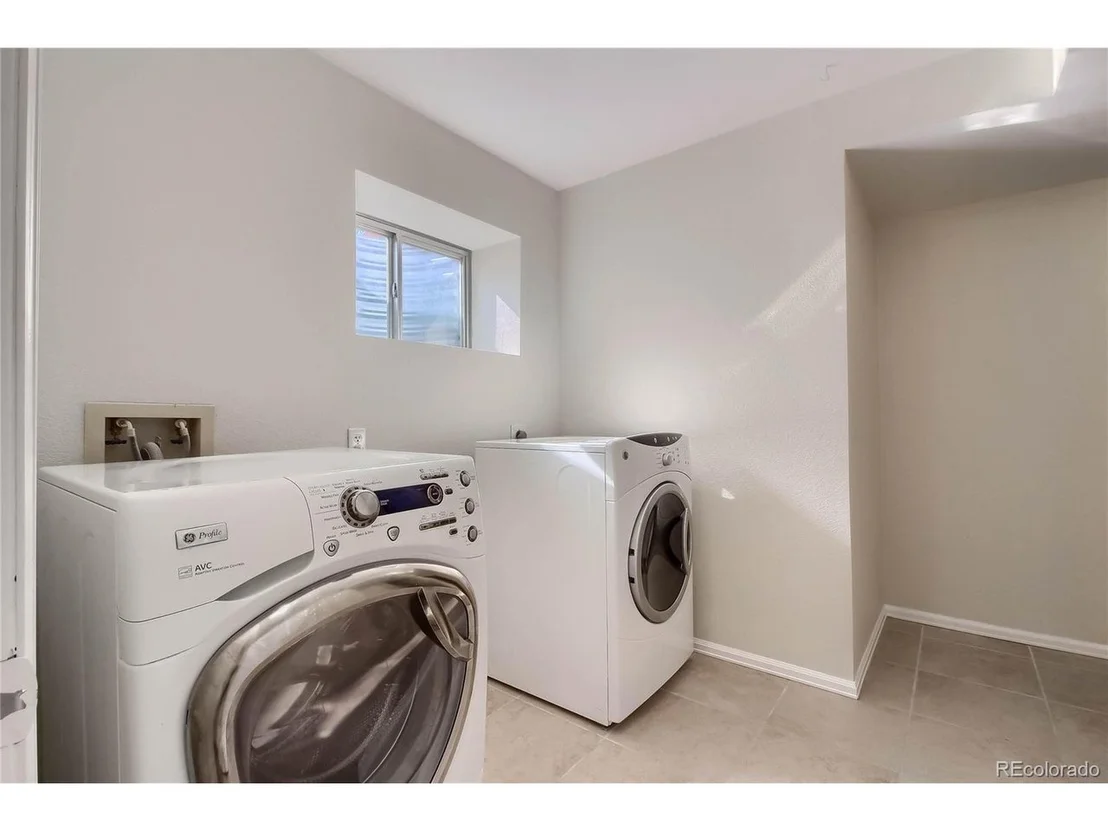 Photo of 1695 Parkside Cir