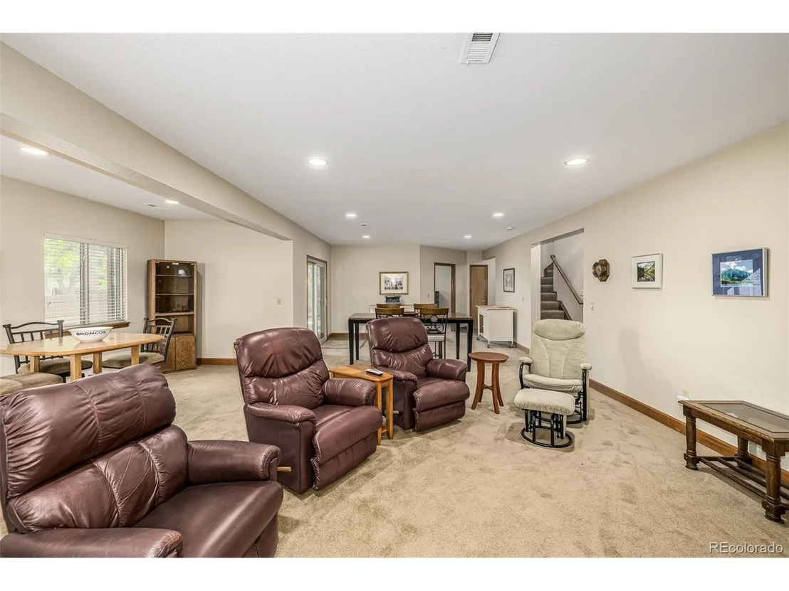 Photo of 6846 Otis St