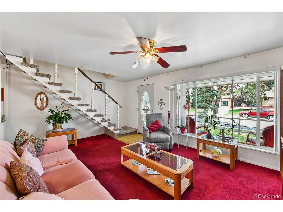 Photo of 7091 Clay St