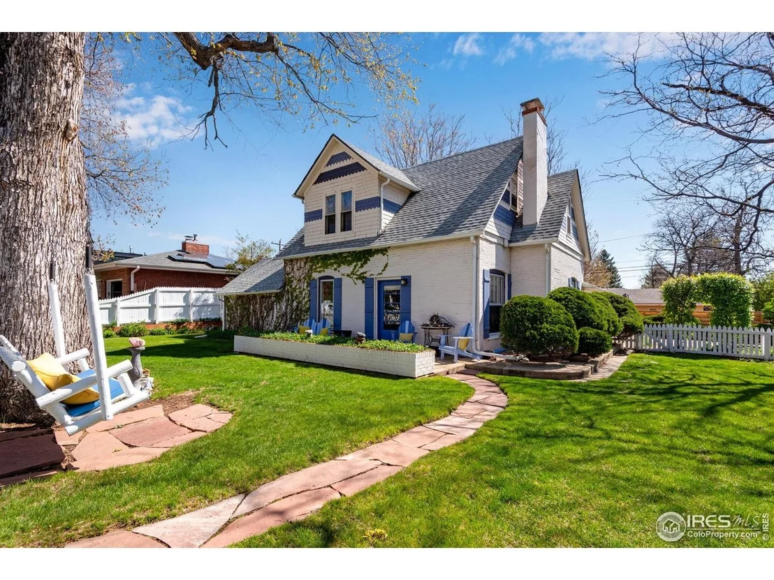 Photo of 1503 Balsam Ave