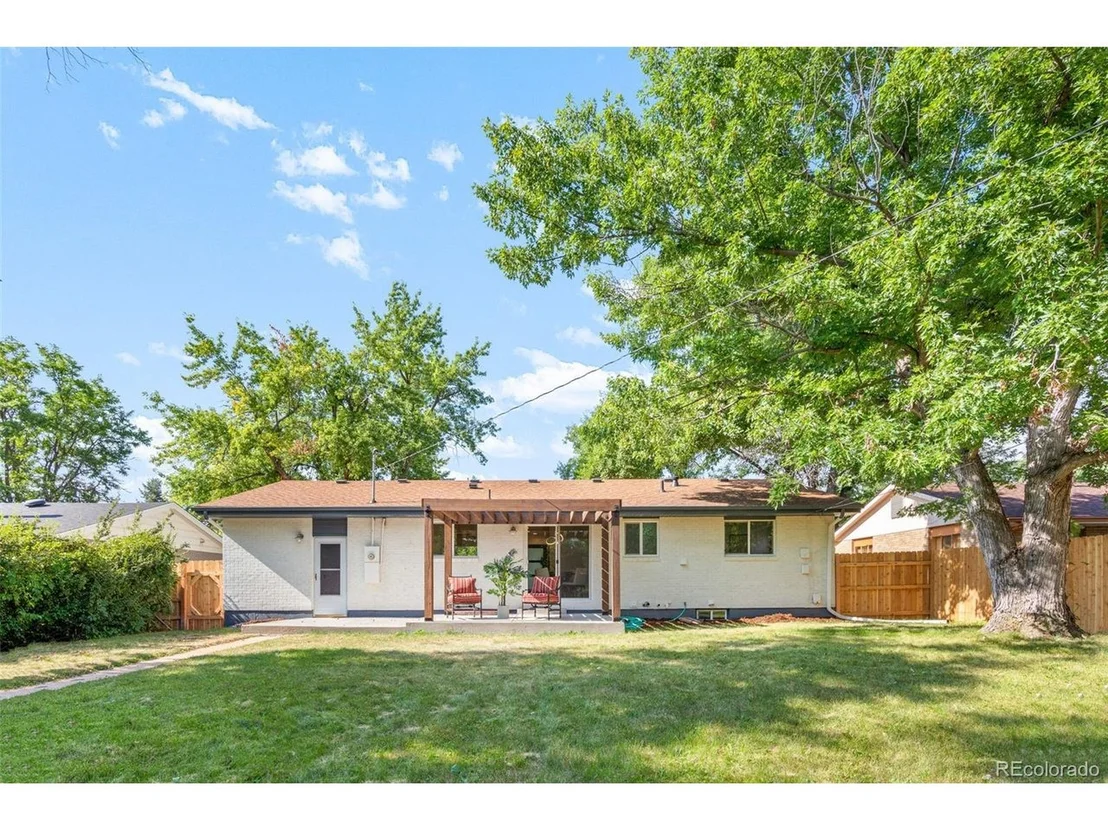 Photo of 2225 Floral Dr