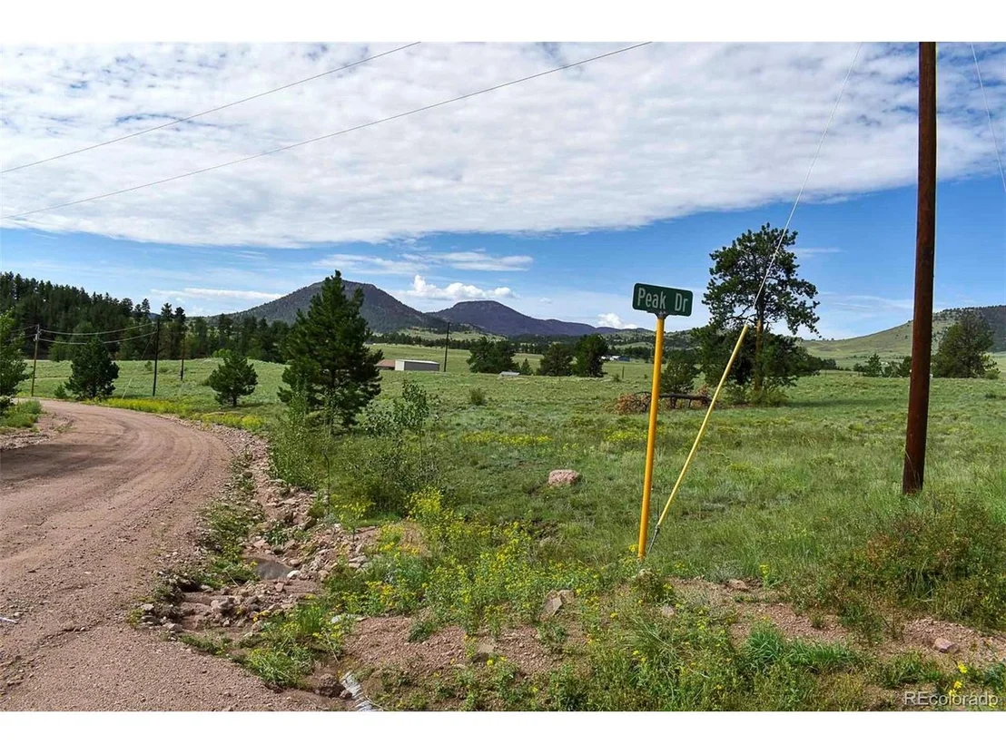Photo of 32 Peak Dr