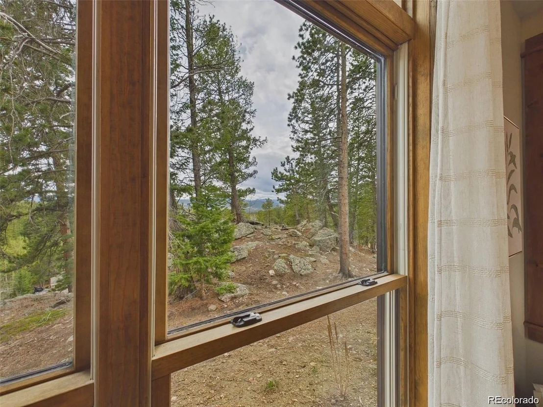 Photo of 350 Foxtail Dr