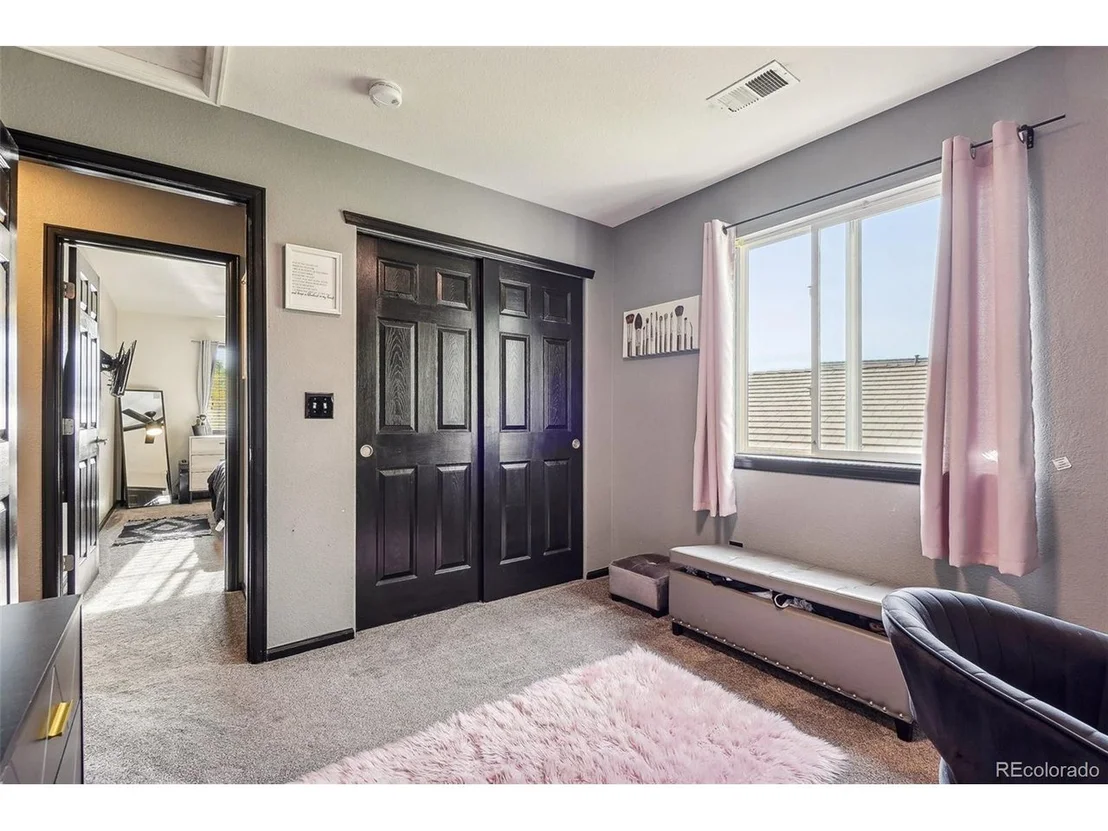 Photo of 10035 Crystal Cir