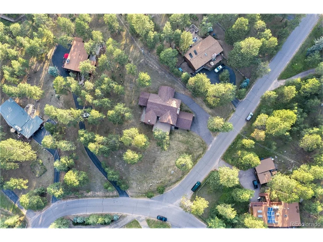 Photo of 28396 Clover Ln